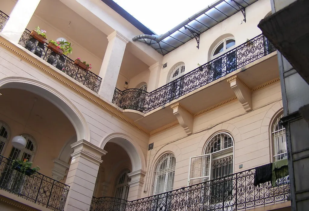 Yolo Hostel-1